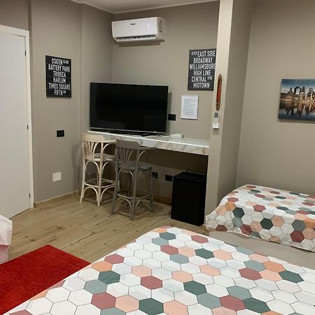 Bed & Breakfast Indi Thelar Villa Guardia Экстерьер фото