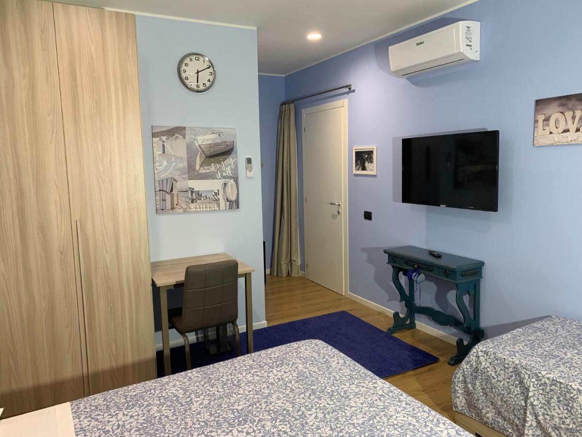 Bed & Breakfast Indi Thelar Villa Guardia Экстерьер фото
